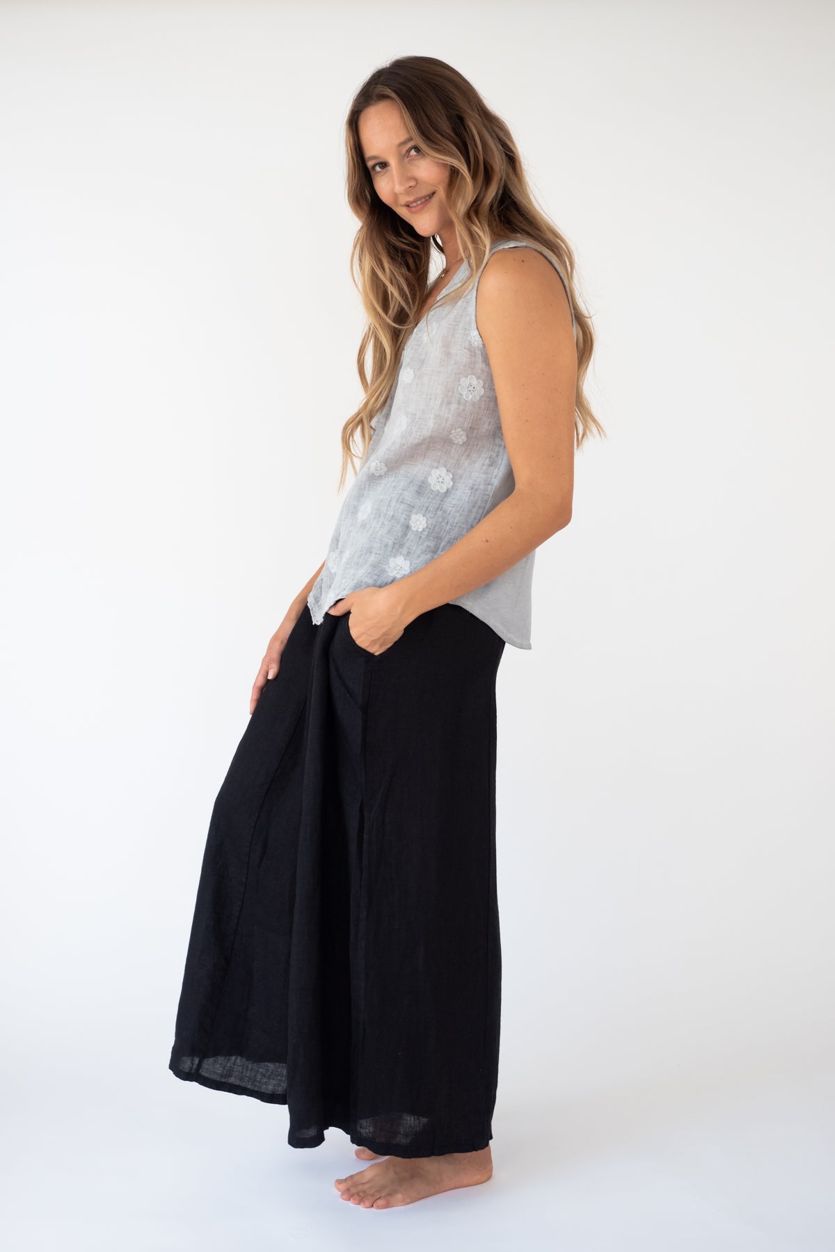 トップス theredthread S motif tulle tops THEREDTHREAD】S motif tulle tops