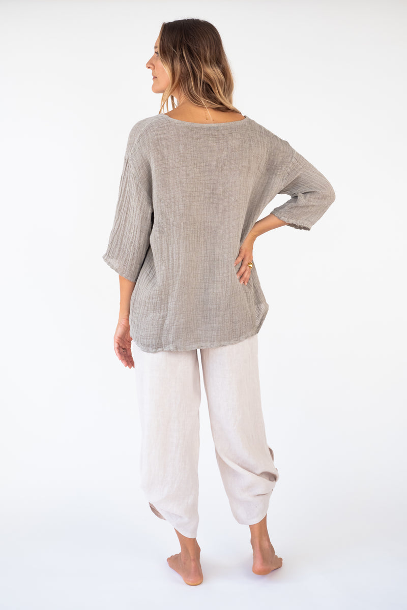 the WAI mesh Linen sweater Top